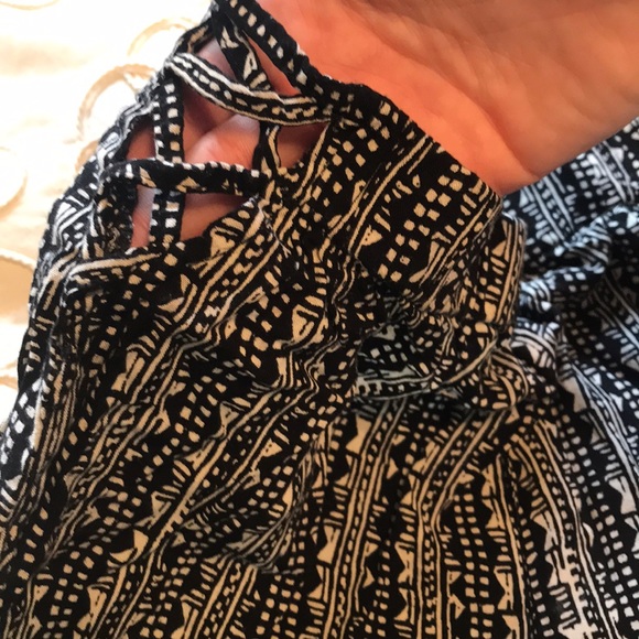 Umgee tribal pattern wide leg pants - Picture 4 of 4